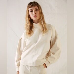 Eve Gravel Patti Cream Sweatshirt